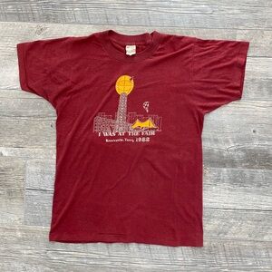 Vintage Screen Stars Maroon 1982 World’s Fair T-Shirt Knoxville Tennessee